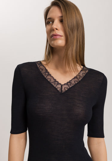 Woolen Lace Lace Trim Wool And Silk Top | Black 70829-019